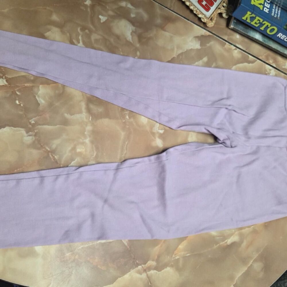 Purple & pink leggings